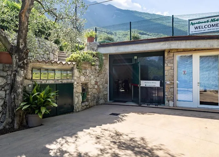 Albatros Apartment *