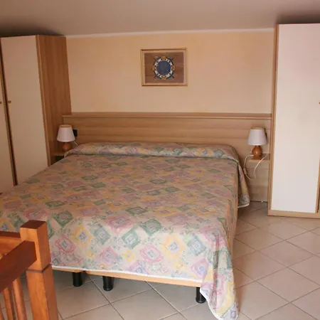 Albatros Apartament Brenzone sul Garda